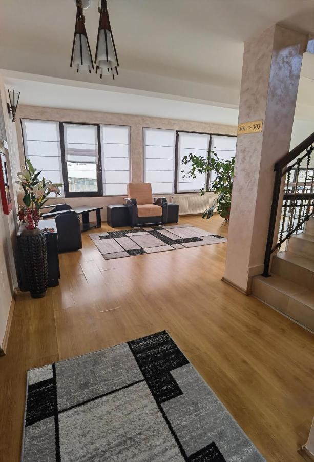 Pensiunea Royal Borşa Exterior foto