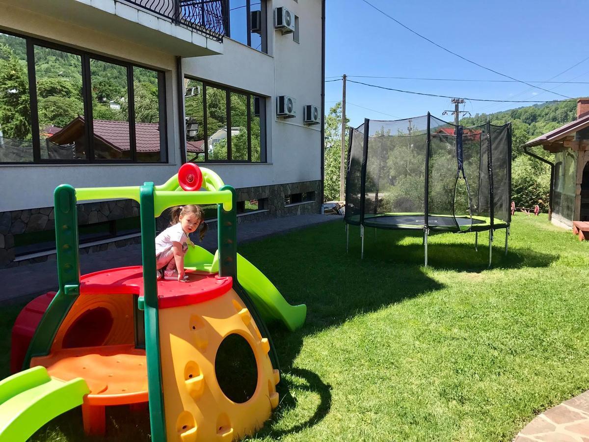 Pensiunea Royal Borşa Exterior foto